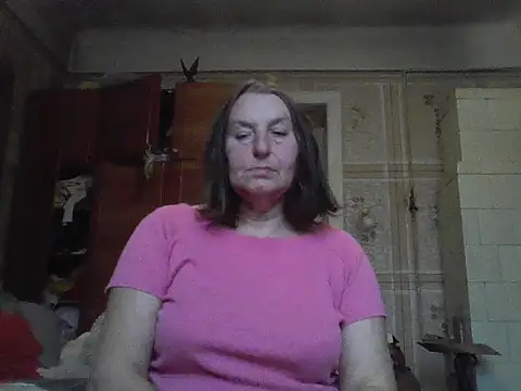 Snapshot of AnnaLive570 chatting on 11.08.25 AnnaLive570 online show from 11.08.25