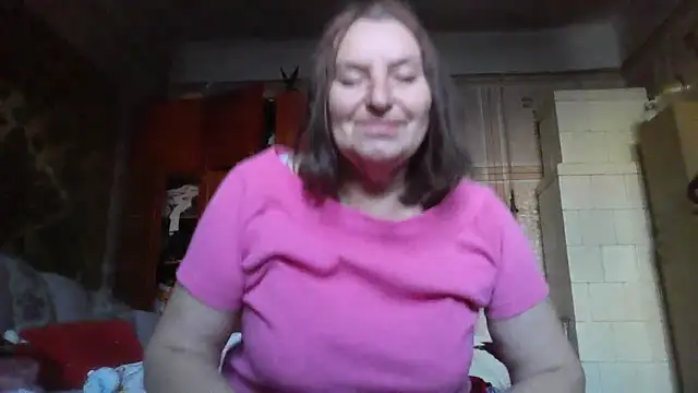 Snapshot of AnnaLive570 chatting on 11.13.25 AnnaLive570 online show from 11.13.25