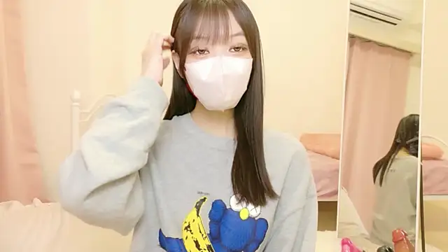 roachan  online show from 03.06.26