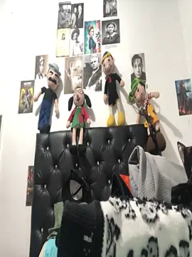 elpeluchenegroxxx3 online show from 11.19.25