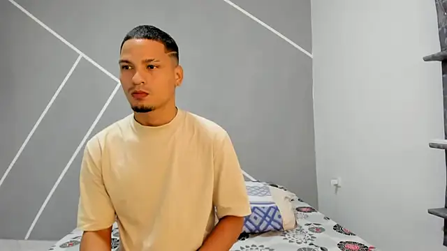 Sexy777Couple online show from 02.20.26