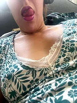 Snapshot of 9ahbouna89sox chatting on 09.10.25 9ahbouna89sox online show from 09.10.25