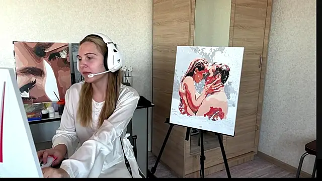 Myrira Light online show from 09.15.25
