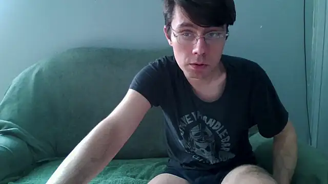 Snapshot of Eric_Basilio chatting on 09.22.25 Eric Basilio online show from 09.22.25