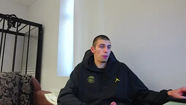 Snapshot of Ryan_Dozer chatting on 11.15.25 Ryan Dozer online show from 11.15.25