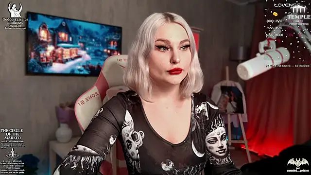 Wounded Goddess  online show from 11.19.25