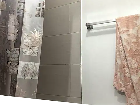 littyleesh1 online show from 09.25.25