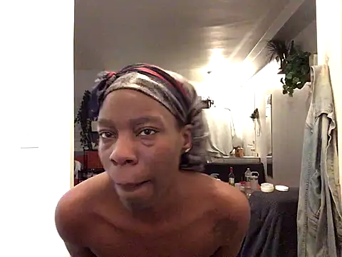 littyleesh1 online show from 09.26.25