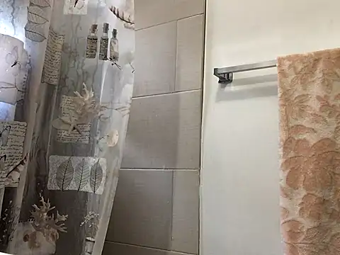 littyleesh1 online show from 10.03.25