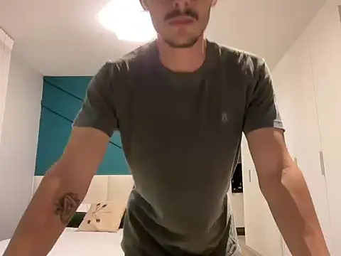 Snapshot of gabemodel chatting on 09.12.25 gabemodel online show from 09.12.25