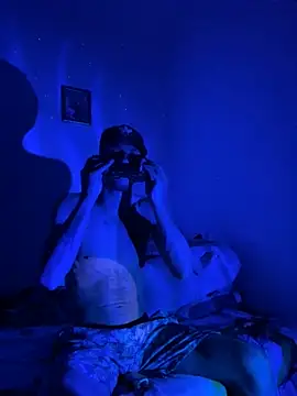 Snapshot of carl_jhonson821 chatting on 10.27.25 carl jhonson821 online show from 10.27.25