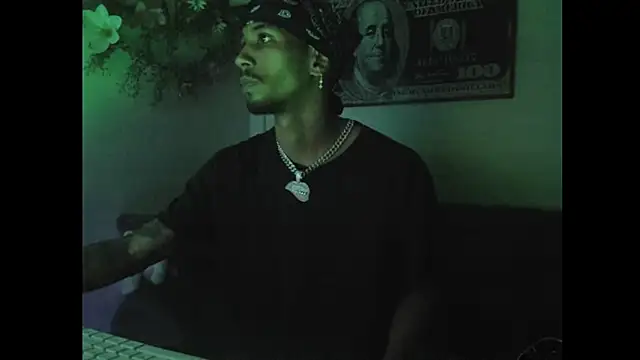 Snapshot of carl_jhonson821 chatting on 11.14.25 carl jhonson821 online show from 11.14.25