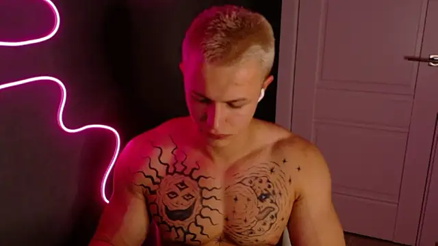 James  Noah online show from 10.16.25