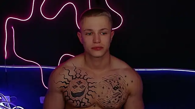 James  Noah online show from 11.08.25