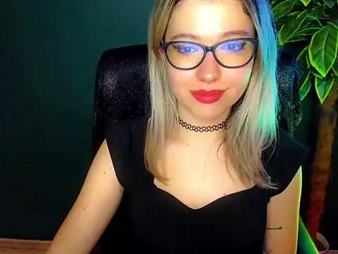 loveHeidi online show from 12.18.25