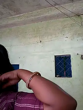 Sexi shivani online show from 11.14.25