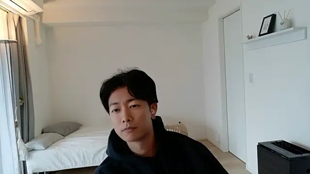 Snapshot of StuddedCatechin chatting on 10.21.25 StuddedCatechin online show from 10.21.25