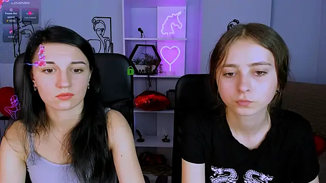 Snapshot of lia_sunset chatting on 10.04.25 lia sunset online show from 10.04.25