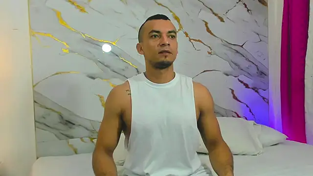 johan miller0 online show from 10.07.25