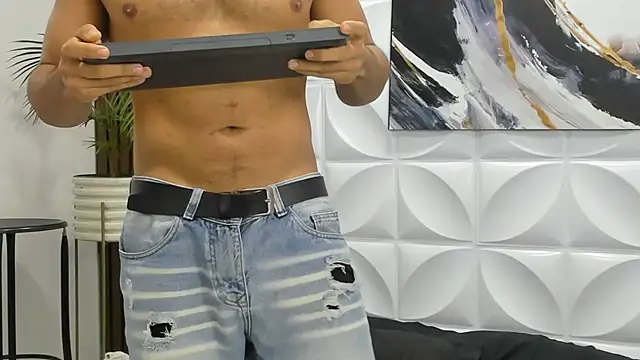 johan miller0 online show from 10.08.25