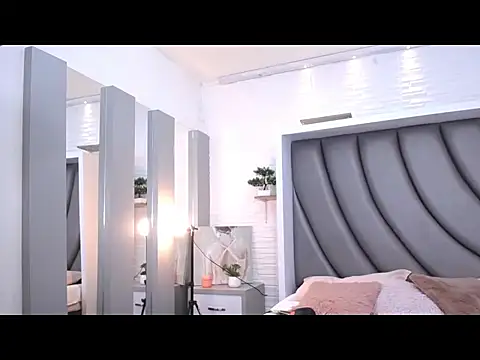 Luciana Graay online show from 09.13.25