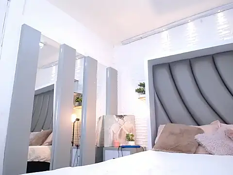 Luciana Graay online show from 09.17.25