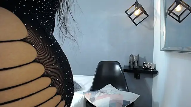 Luciana Graay online show from 10.11.25