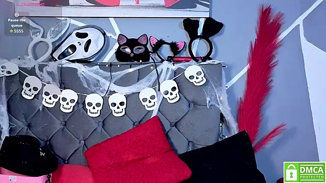 Emily Caprile online show from 10.30.25