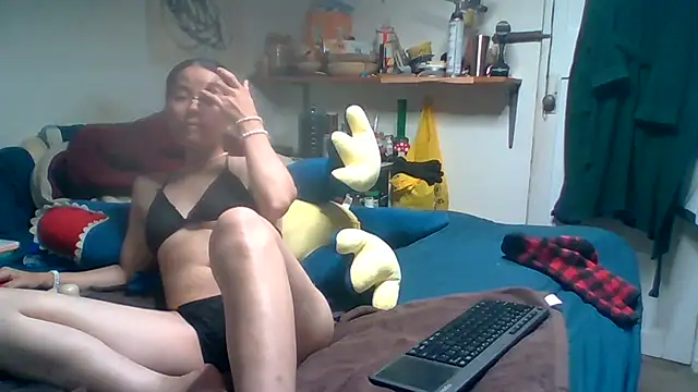 sweethanajapanese online show from 10.17.25