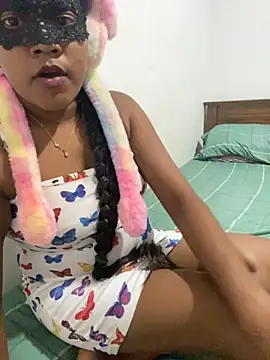 Snapshot of vinushi chatting on 10.02.25 vinushi online show from 10.02.25