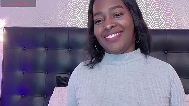 Snapshot of NaiaraMasson_ chatting on 11.03.25 NaiaraMasson online show from 11.03.25