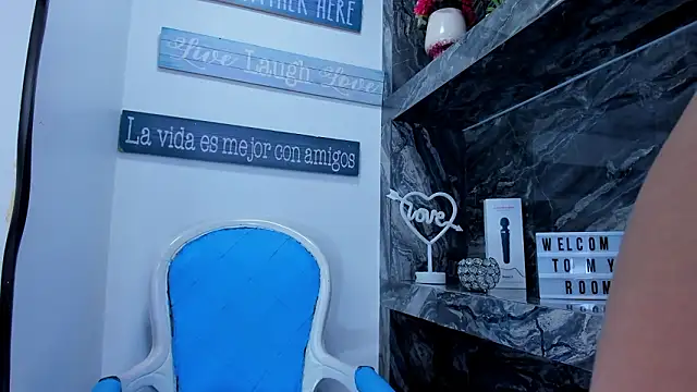 Snapshot of foxy_zoe chatting on 02.02.26 foxy zoe online show from 02.02.26