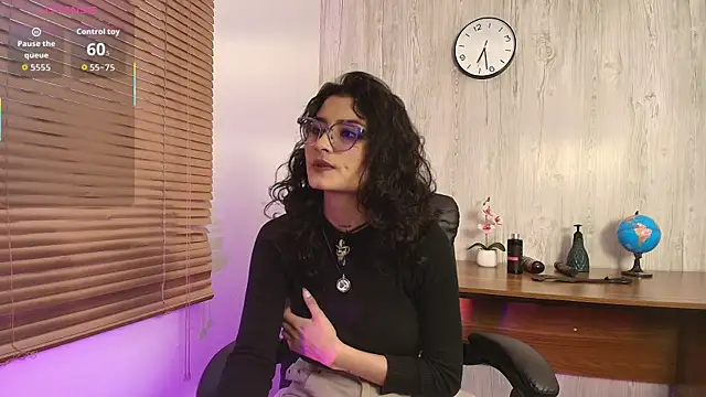 LilyRouset online show from 09.10.25