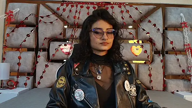 LilyRouset online show from 09.12.25