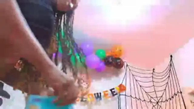 GhanimaBrooks online show from 10.27.25