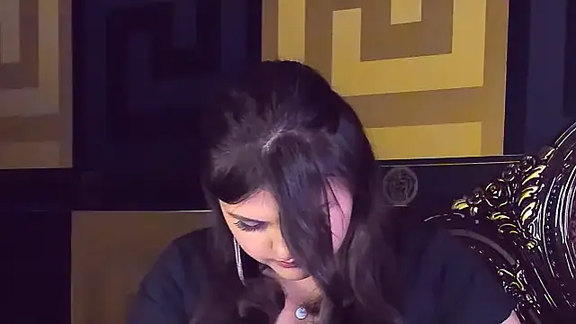 UR BELLA online show from 10.10.25