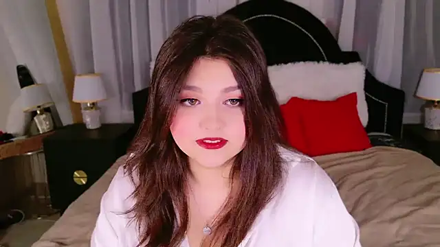 UR BELLA online show from 10.30.25