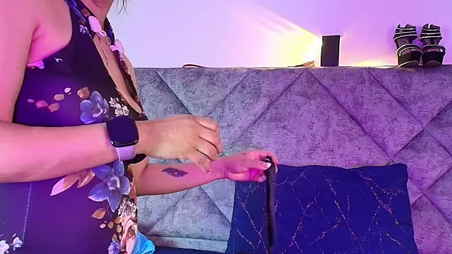 Shantey Laurent online show from 10.16.25