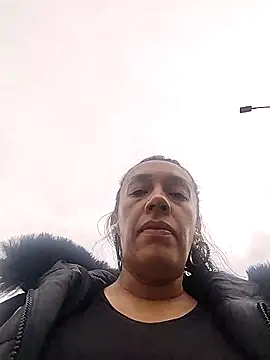 Shantey Laurent online show from 04.08.26