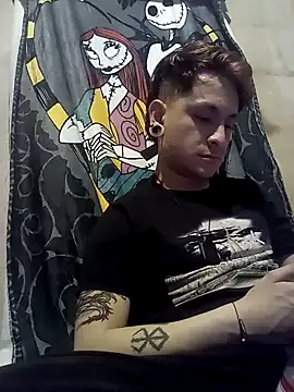 tojifushiguroyf online show from 09.14.25