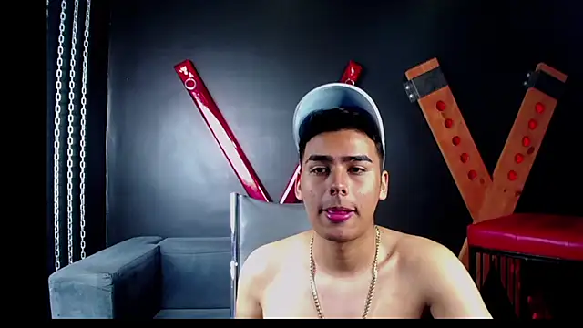 Matthewlodge online show from 10.13.25