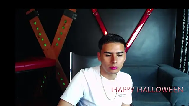 Matthewlodge online show from 11.03.25