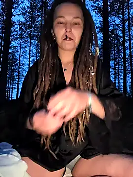 bitch Marley online show from 09.22.25