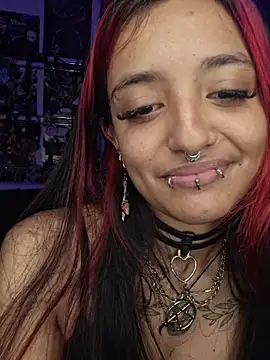 carolinerue online show from 04.21.26