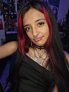 carolinerue online show from 04.21.26