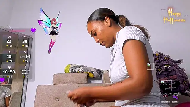 Snapshot of GiuliaCash chatting on 11.11.25 GiuliaCash online show from 11.11.25