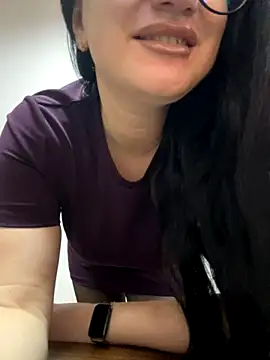 Molly-molly- online show from 10.29.25