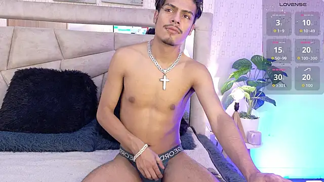 LucayLeo online show from 11.07.25