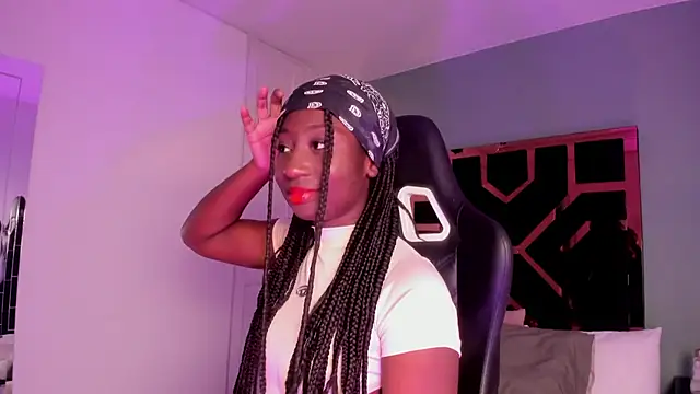 Madison Monroe  online show from 09.23.25