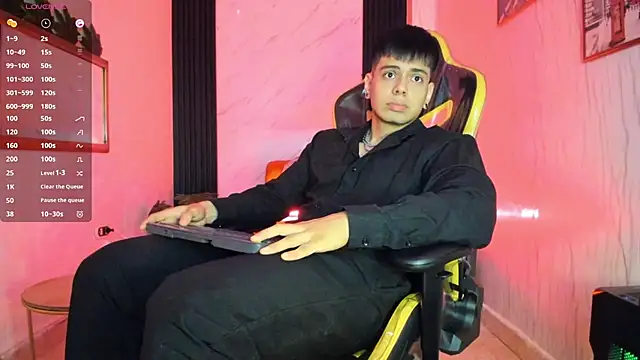 xKevyn online show from 10.17.25